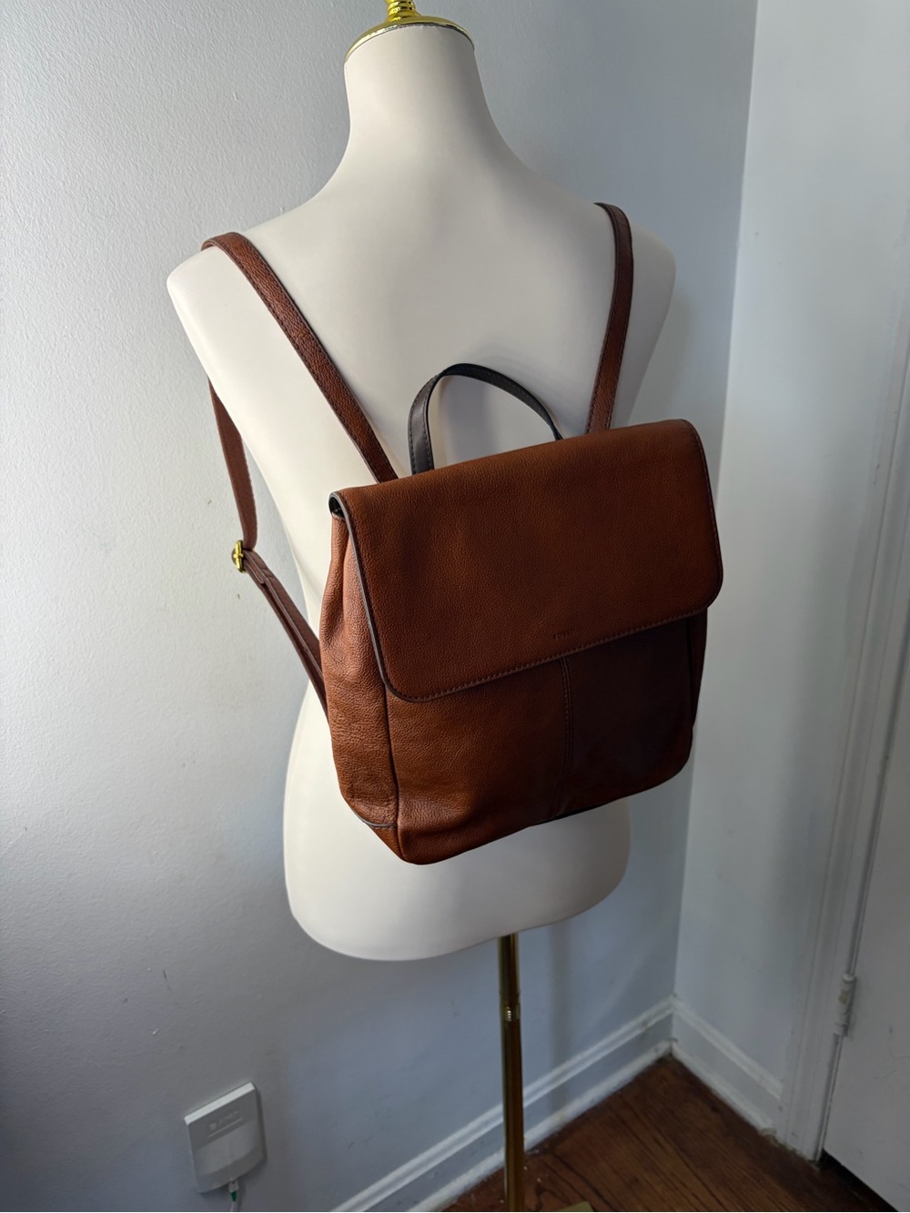 Fossil Claire Chestnut Brown Leather Backpack - Picture 3 of 11